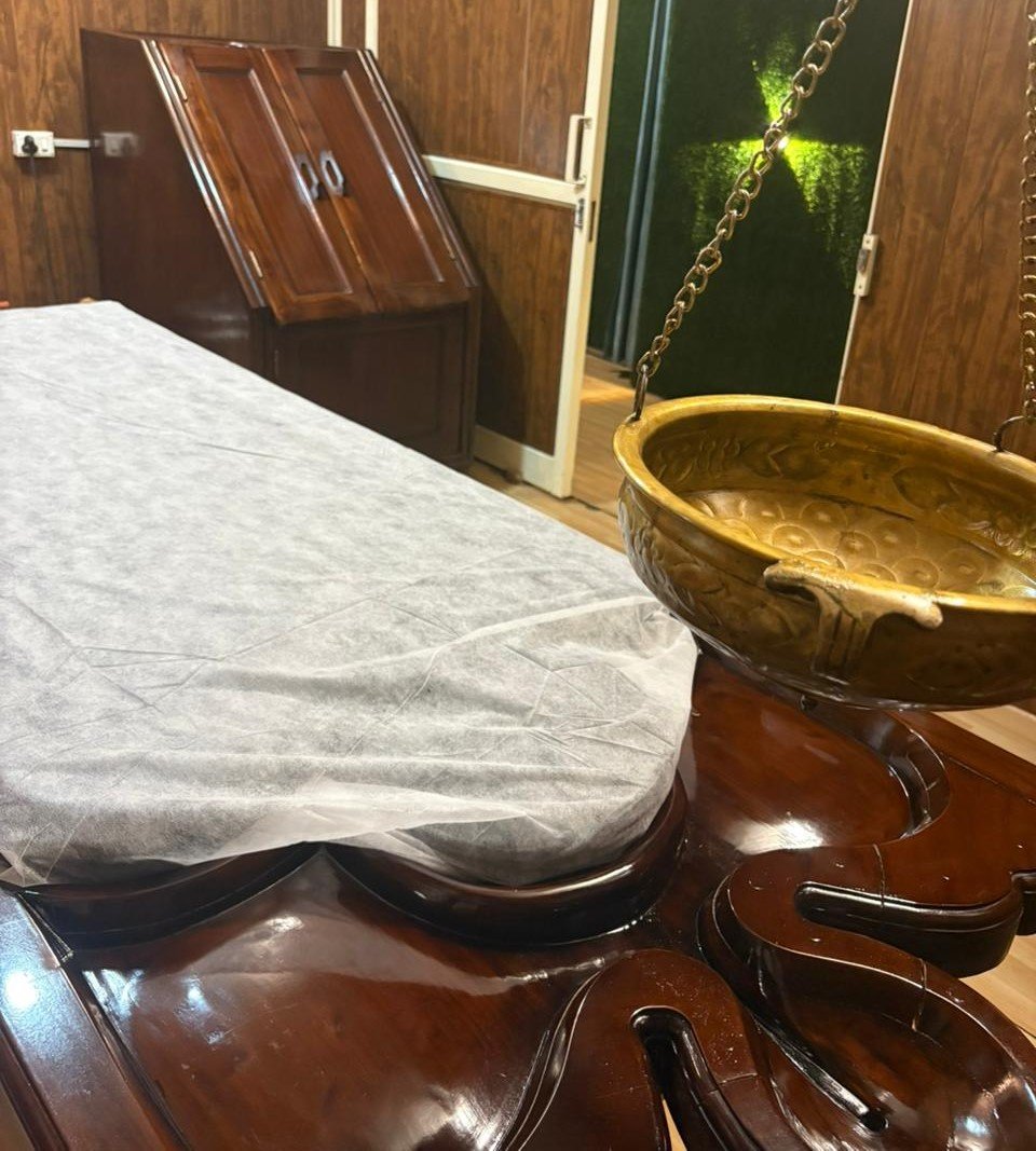 Shirodhara and Steam